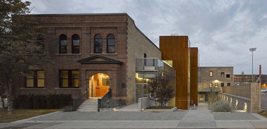 Store in 460 S Spring St